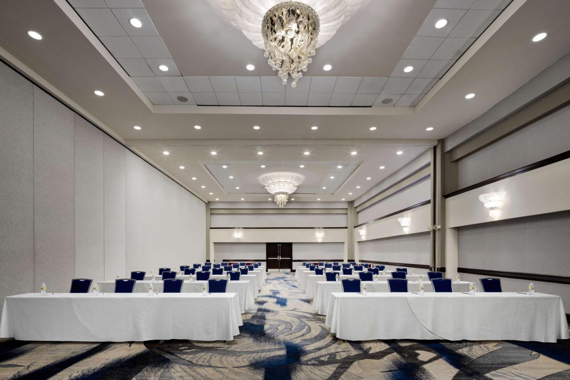 Hilton Long Island/Huntington Otel Melville Dış mekan fotoğraf