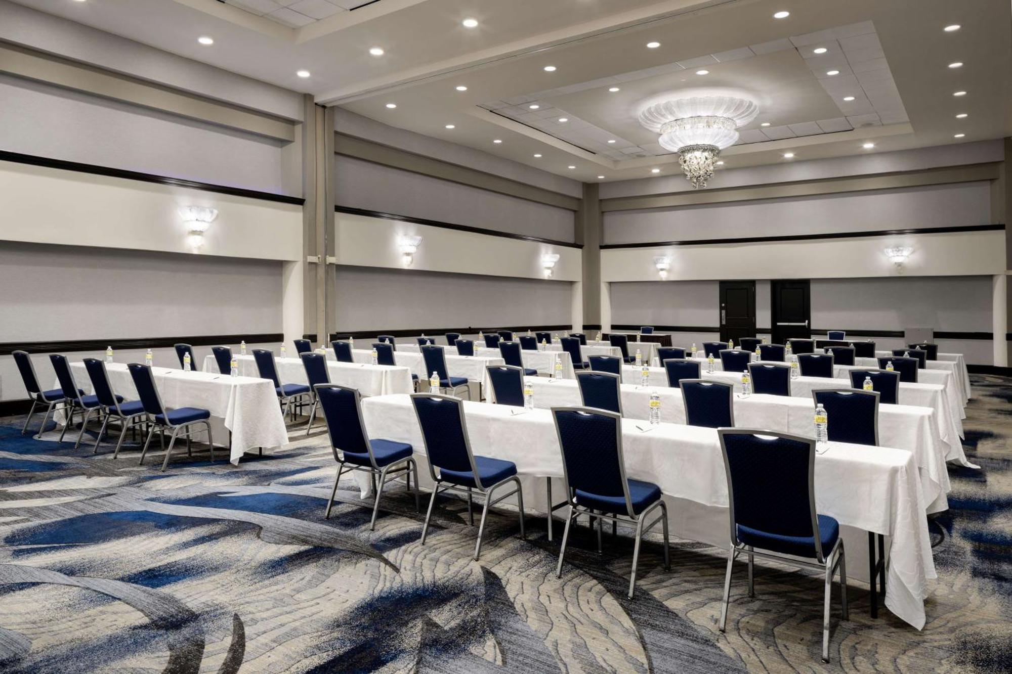 Hilton Long Island/Huntington Otel Melville Dış mekan fotoğraf