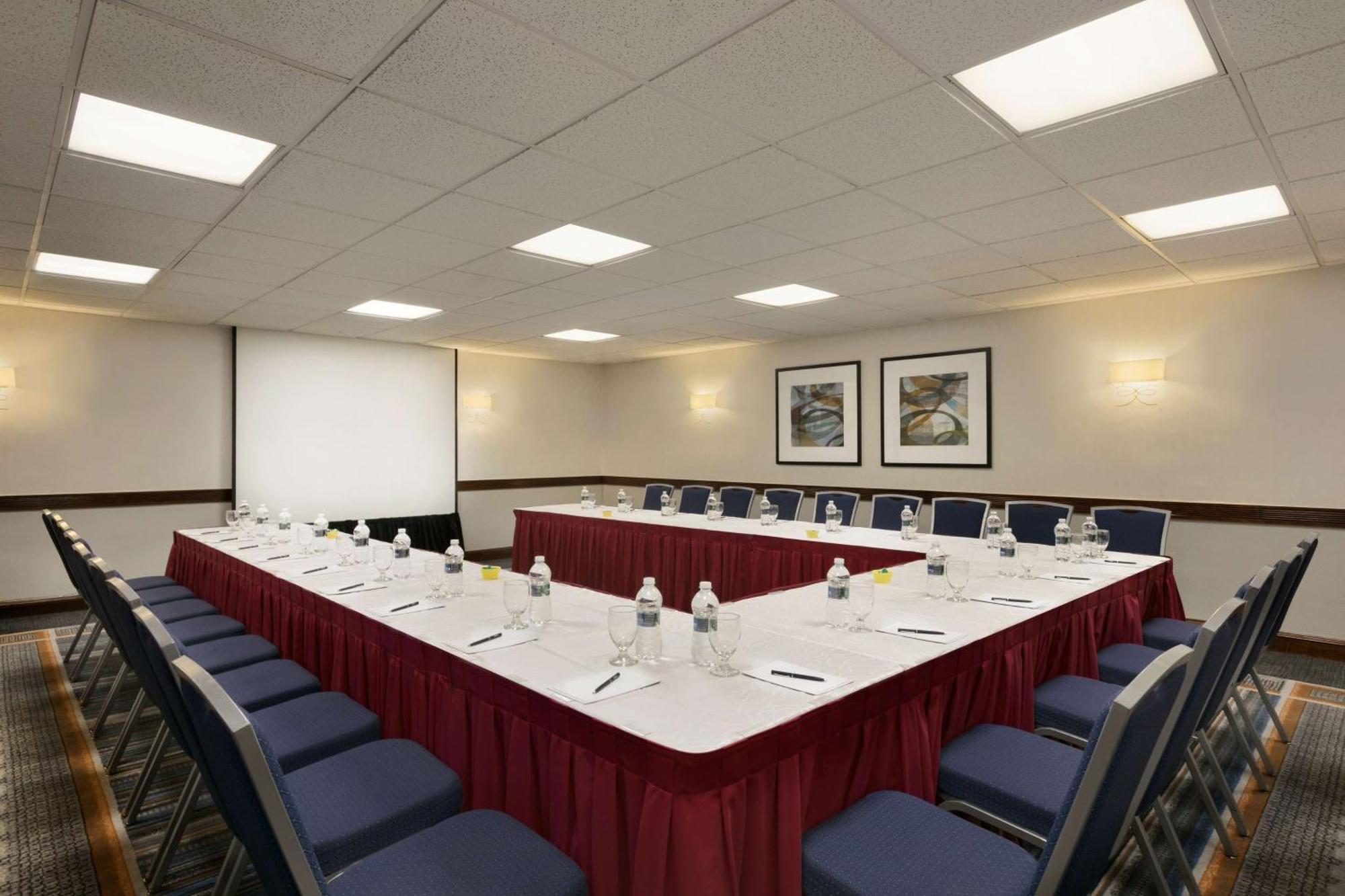 Hilton Long Island/Huntington Otel Melville Dış mekan fotoğraf